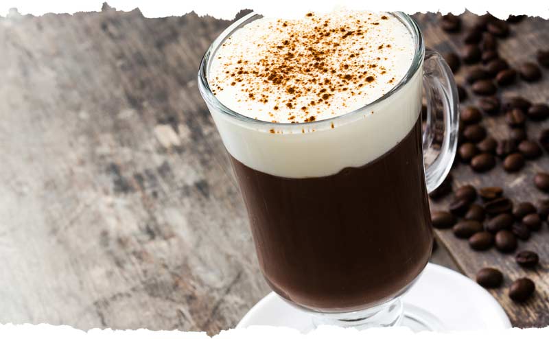 Cocktail mit Kaffee und Sahne