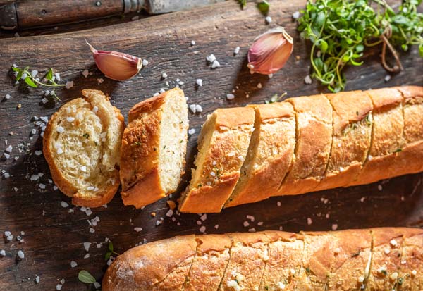 Baguette mit Knoblauch