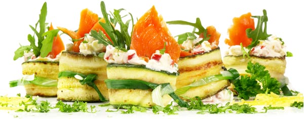Zucchini-Lachs-Röllchen